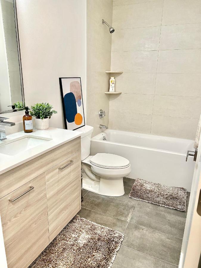 Modern 2 Bed Furnished Apartment In Куинси Екстериор снимка